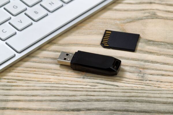 Comment récupérer des données cachées sur une clé USB