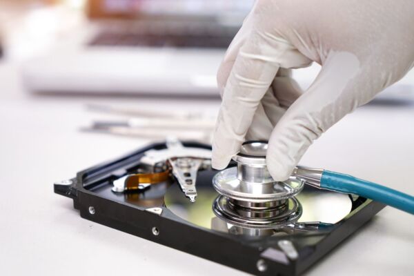 Comment récupérer des données dans un disque dur HS